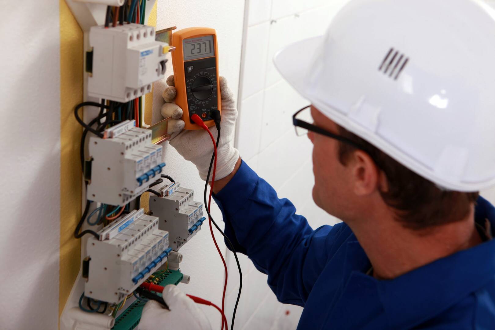 Local Electricians St. Louis MO
