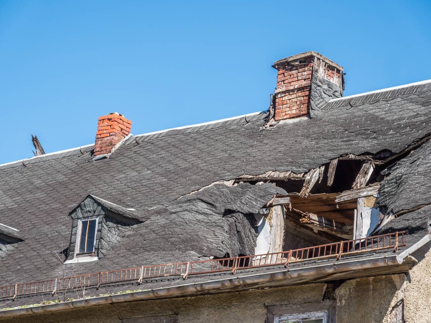 Emergency Roofers Woodbury MN