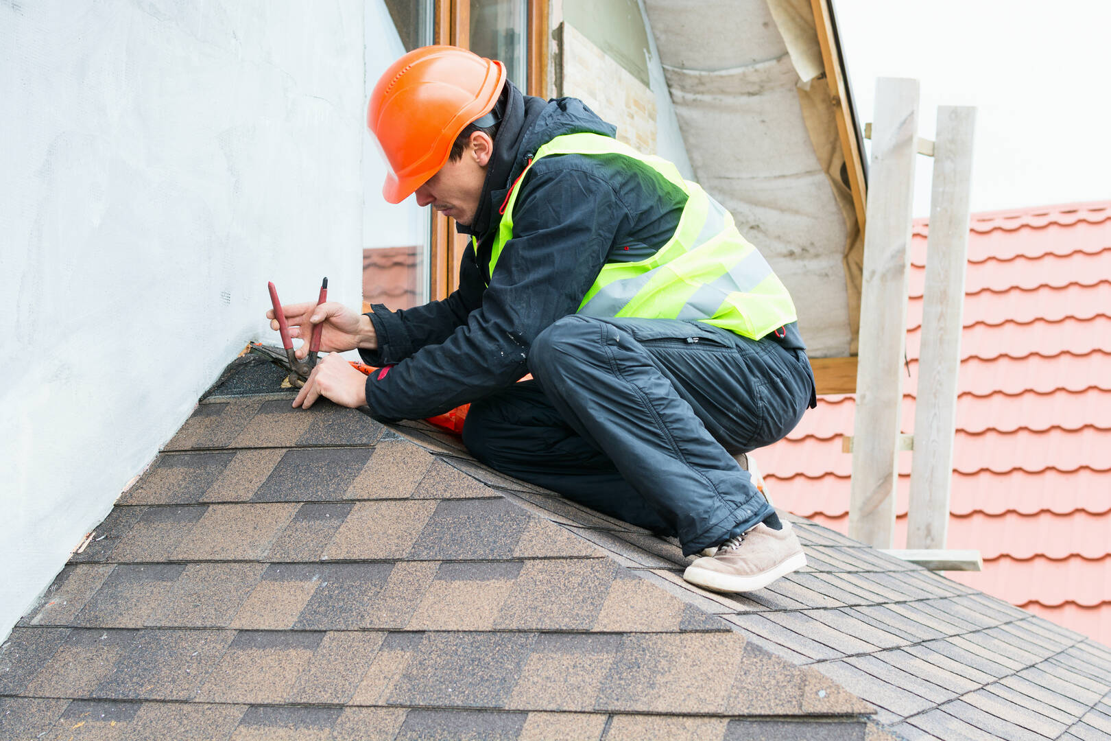 Roof Repair Contractor Maryville TN